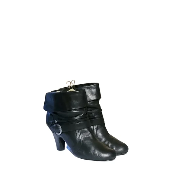Coach and Four | Shoes | Women Vintage Leather Black Buckle  display picture 1